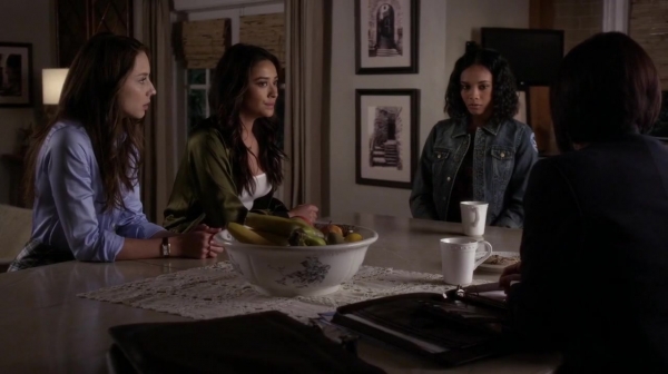 Pretty_Little_Liars_S05E24_Mini_720p_WEB-DL_Dual_RMZ-Dinho_1672.jpg