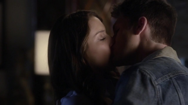Pretty_Little_Liars_S05E24_Mini_720p_WEB-DL_Dual_RMZ-Dinho_1856.jpg