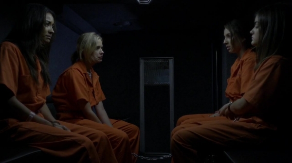 Pretty_Little_Liars_S05E25_Mini_720p_WEB-DL_Dual_RMZ-Dinho_0143.jpg