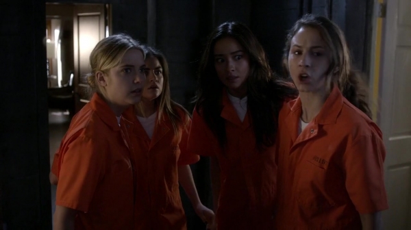 Pretty_Little_Liars_S05E25_Mini_720p_WEB-DL_Dual_RMZ-Dinho_0476.jpg