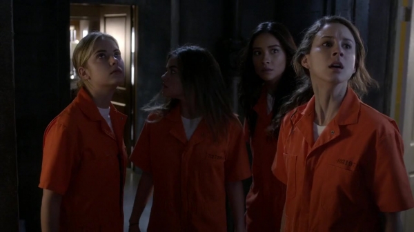 Pretty_Little_Liars_S05E25_Mini_720p_WEB-DL_Dual_RMZ-Dinho_0479.jpg
