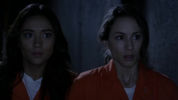 Pretty_Little_Liars_S05E25_Mini_720p_WEB-DL_Dual_RMZ-Dinho_0509.jpg