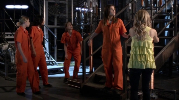 Pretty_Little_Liars_S05E25_Mini_720p_WEB-DL_Dual_RMZ-Dinho_1941.jpg