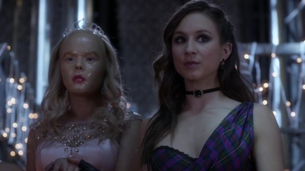Pretty_Little_Liars_S05E25_Mini_720p_WEB-DL_Dual_RMZ-Dinho_2190.jpg