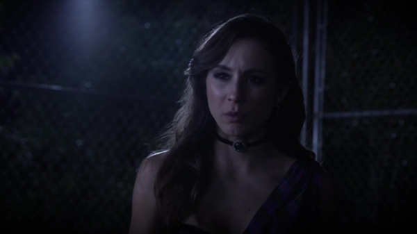 Pretty_Little_Liars_S06E01_720p_HDTV_X264-DIMENSION_0198.jpg