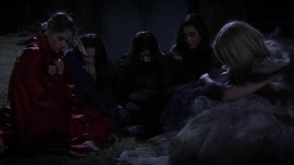 Pretty_Little_Liars_S06E01_720p_HDTV_X264-DIMENSION_0314.jpg
