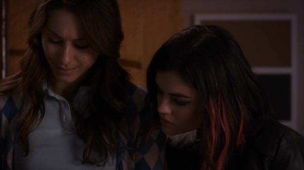 Pretty_Little_Liars_S06E01_720p_HDTV_X264-DIMENSION_1301.jpg