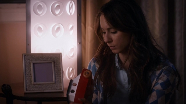 Pretty_Little_Liars_S06E01_720p_HDTV_X264-DIMENSION_1392.jpg