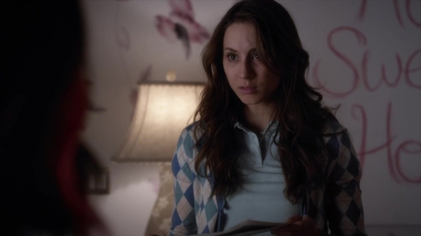 Pretty_Little_Liars_S06E01_720p_HDTV_X264-DIMENSION_1651.jpg