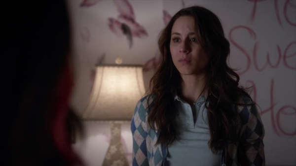 Pretty_Little_Liars_S06E01_720p_HDTV_X264-DIMENSION_1656.jpg