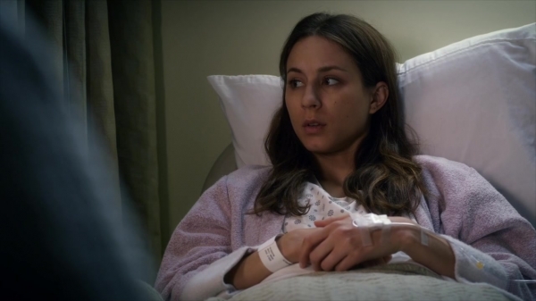 Pretty_Little_Liars_S06E02_720p_HDTV_X264-DIMENSION_0105.jpg