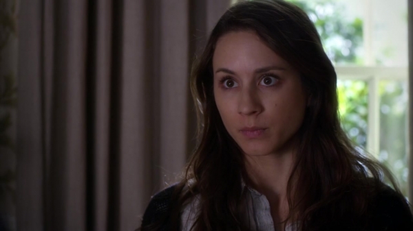 Pretty_Little_Liars_S06E02_720p_HDTV_X264-DIMENSION_0629.jpg