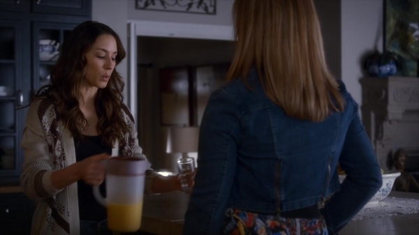 Pretty_Little_Liars_S06E02_720p_HDTV_X264-DIMENSION_0807.jpg