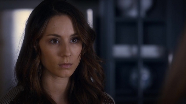 Pretty_Little_Liars_S06E02_720p_HDTV_X264-DIMENSION_0858.jpg