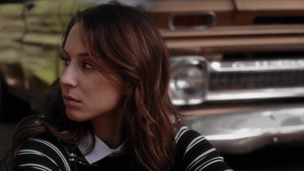 Pretty_Little_Liars_S06E02_720p_HDTV_X264-DIMENSION_1593.jpg