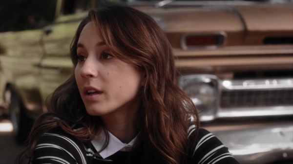 Pretty_Little_Liars_S06E02_720p_HDTV_X264-DIMENSION_1613.jpg