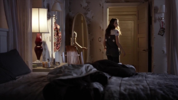 Pretty_Little_Liars_S06E02_720p_HDTV_X264-DIMENSION_2461.jpg