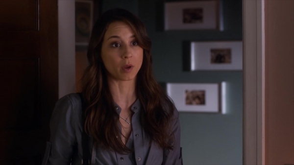 Pretty_Little_Liars_S06E03_720p_HDTV_X264-DIMENSION_0430.jpg