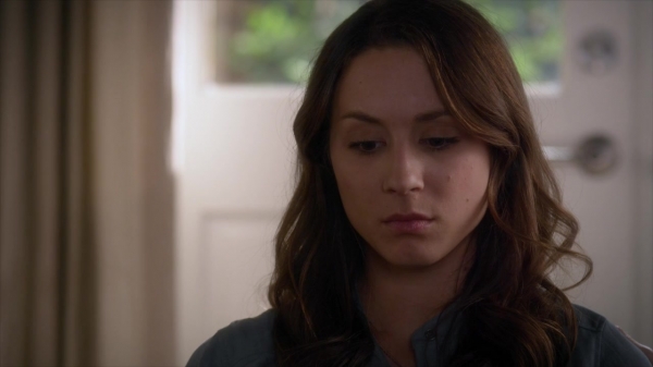 Pretty_Little_Liars_S06E03_720p_HDTV_X264-DIMENSION_1078.jpg