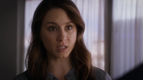 Pretty_Little_Liars_S06E03_720p_HDTV_X264-DIMENSION_1235.jpg