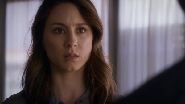 Pretty_Little_Liars_S06E03_720p_HDTV_X264-DIMENSION_1248.jpg