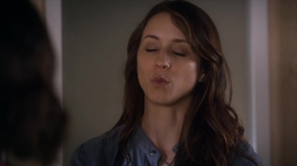 Pretty_Little_Liars_S06E03_720p_HDTV_X264-DIMENSION_1342.jpg