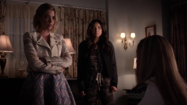Pretty_Little_Liars_S06E03_720p_HDTV_X264-DIMENSION_1549.jpg