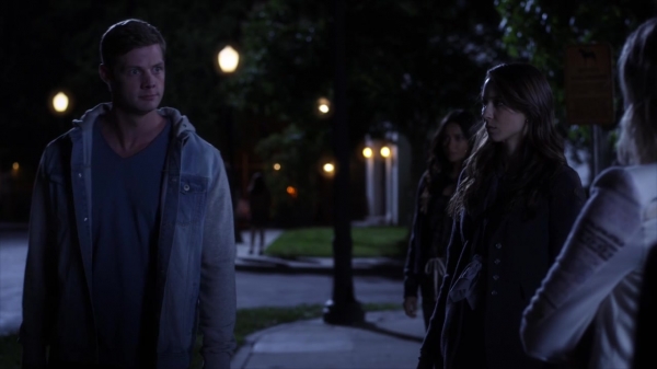 Pretty_Little_Liars_S06E03_720p_HDTV_X264-DIMENSION_1976.jpg