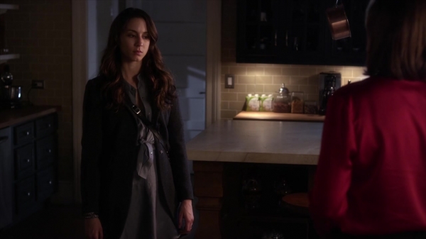 Pretty_Little_Liars_S06E03_720p_HDTV_X264-DIMENSION_2183.jpg