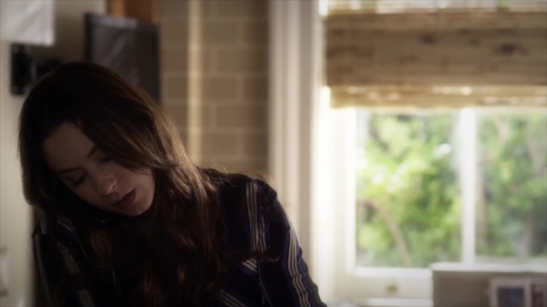 Pretty_Little_Liars_S06E05_720p_HDTV_X264-DIMENSION_0325.jpg