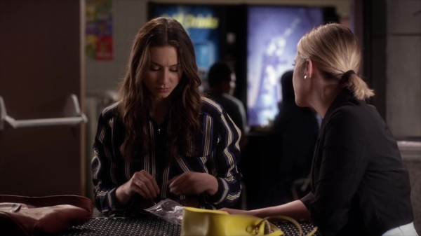 Pretty_Little_Liars_S06E05_720p_HDTV_X264-DIMENSION_0784.jpg