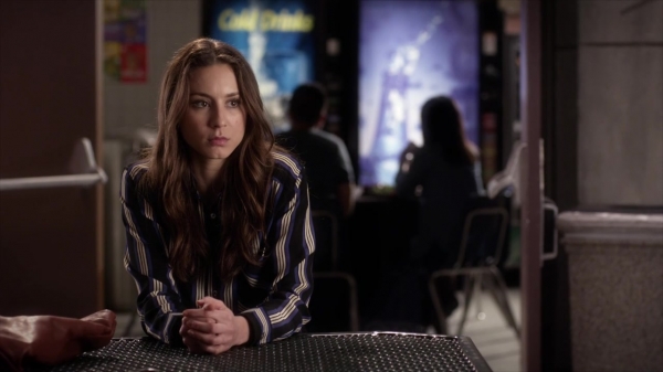 Pretty_Little_Liars_S06E05_720p_HDTV_X264-DIMENSION_0831.jpg