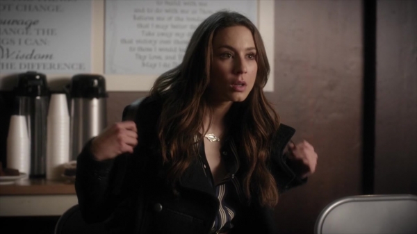 Pretty_Little_Liars_S06E05_720p_HDTV_X264-DIMENSION_1128.jpg