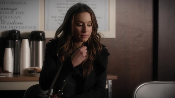 Pretty_Little_Liars_S06E05_720p_HDTV_X264-DIMENSION_1130.jpg