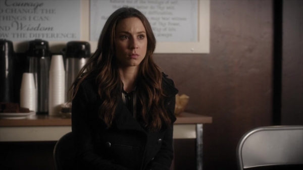 Pretty_Little_Liars_S06E05_720p_HDTV_X264-DIMENSION_1138.jpg