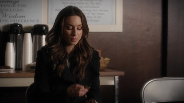 Pretty_Little_Liars_S06E05_720p_HDTV_X264-DIMENSION_1152.jpg