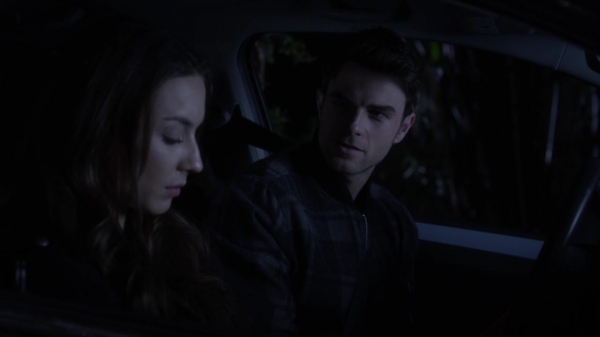 Pretty_Little_Liars_S06E05_720p_HDTV_X264-DIMENSION_1459.jpg