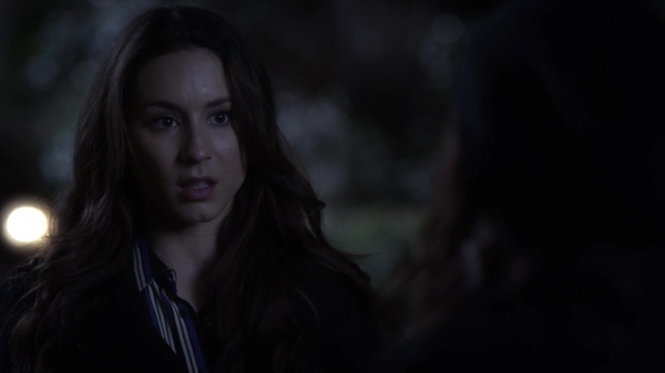 Pretty_Little_Liars_S06E05_720p_HDTV_X264-DIMENSION_1616.jpg