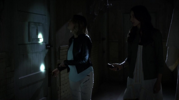 Pretty_Little_Liars_S06E05_720p_HDTV_X264-DIMENSION_1682.jpg