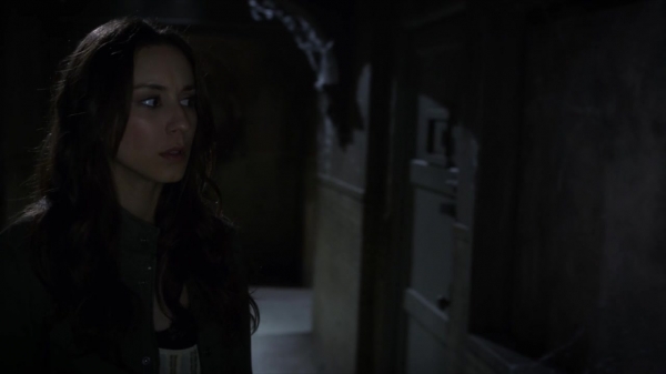 Pretty_Little_Liars_S06E05_720p_HDTV_X264-DIMENSION_1715.jpg