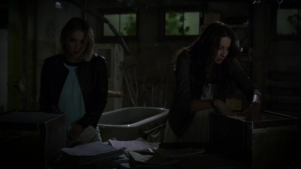 Pretty_Little_Liars_S06E05_720p_HDTV_X264-DIMENSION_1840.jpg
