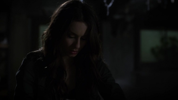 Pretty_Little_Liars_S06E05_720p_HDTV_X264-DIMENSION_1854.jpg