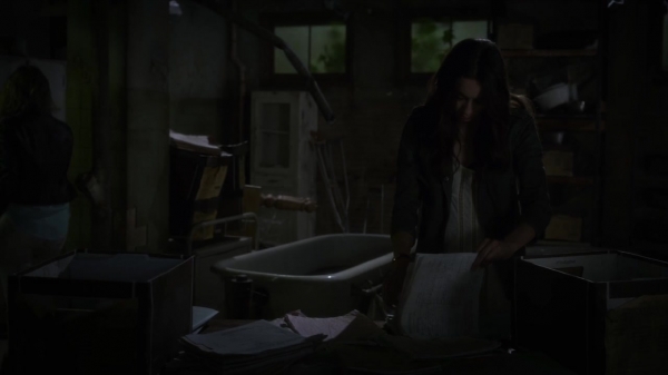 Pretty_Little_Liars_S06E05_720p_HDTV_X264-DIMENSION_1877.jpg