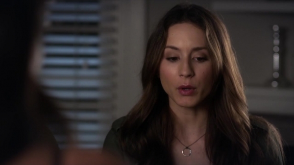 Pretty_Little_Liars_S06E05_720p_HDTV_X264-DIMENSION_2334.jpg