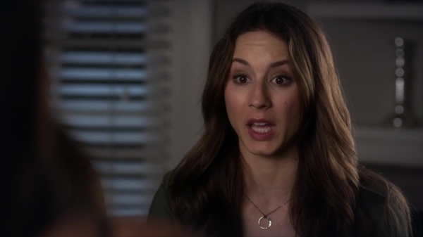 Pretty_Little_Liars_S06E05_720p_HDTV_X264-DIMENSION_2336.jpg