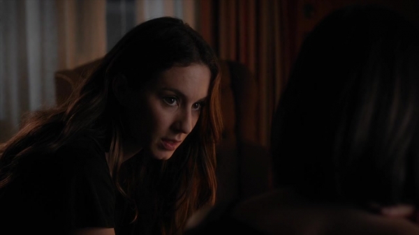 Pretty_Little_Liars_S06E07_720p_HDTV_X264-DIMENSION_0099.jpg