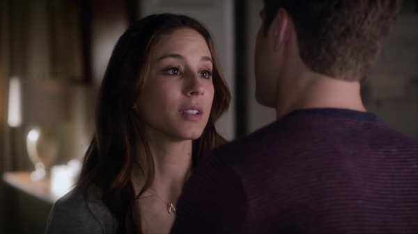 Pretty_Little_Liars_S06E07_720p_HDTV_X264-DIMENSION_0410.jpg