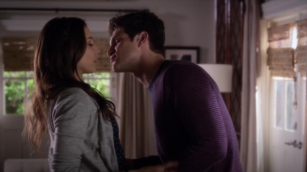 Pretty_Little_Liars_S06E07_720p_HDTV_X264-DIMENSION_0413.jpg