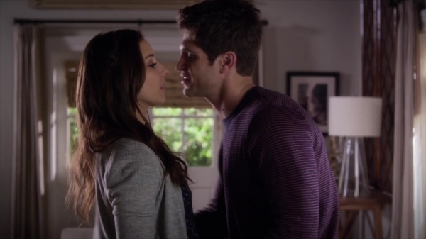 Pretty_Little_Liars_S06E07_720p_HDTV_X264-DIMENSION_0416.jpg