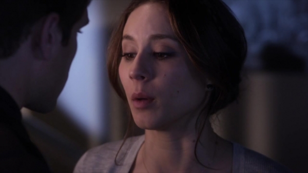 Pretty_Little_Liars_S06E07_720p_HDTV_X264-DIMENSION_1606.jpg